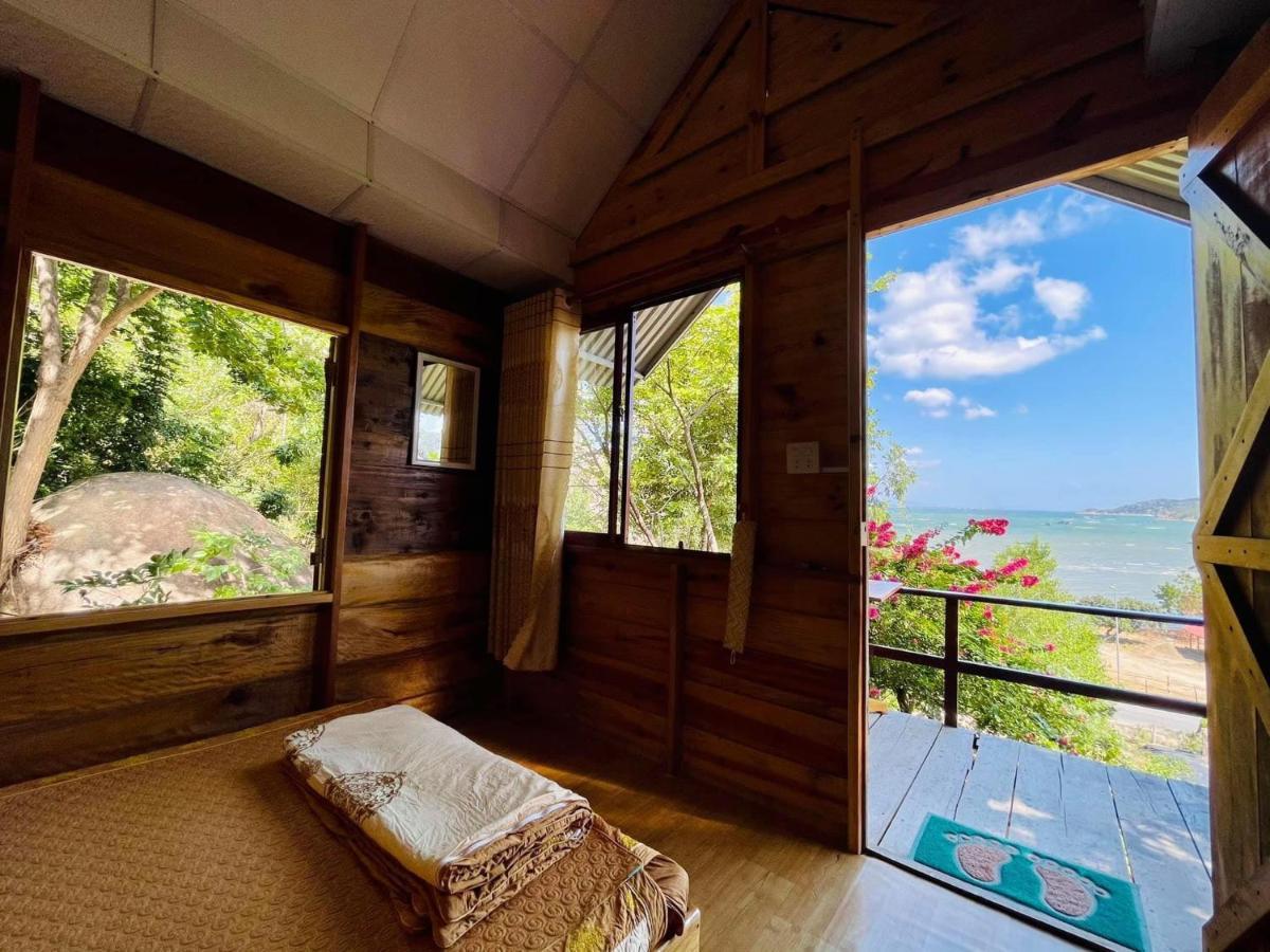 Thanh Nhi Homestay カムラン エクステリア 写真