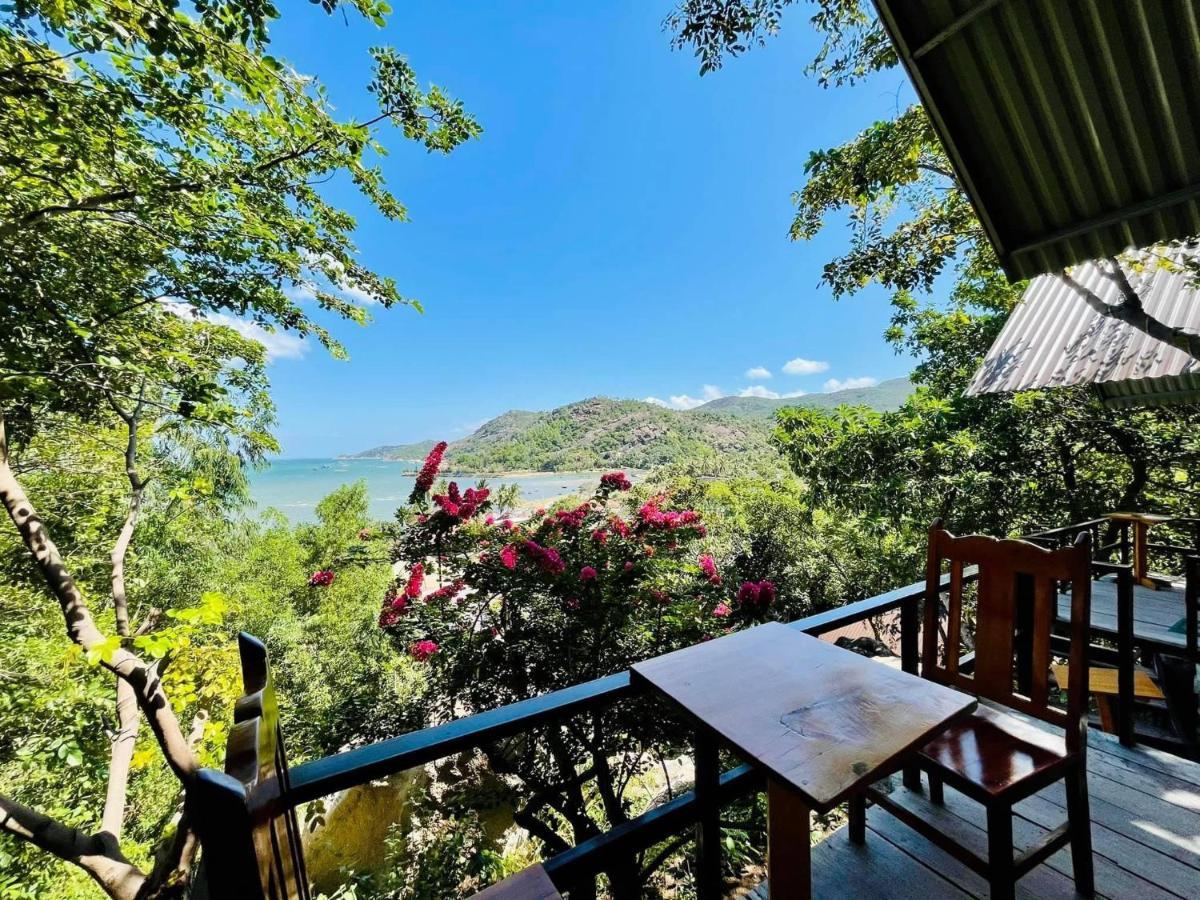 Thanh Nhi Homestay カムラン エクステリア 写真