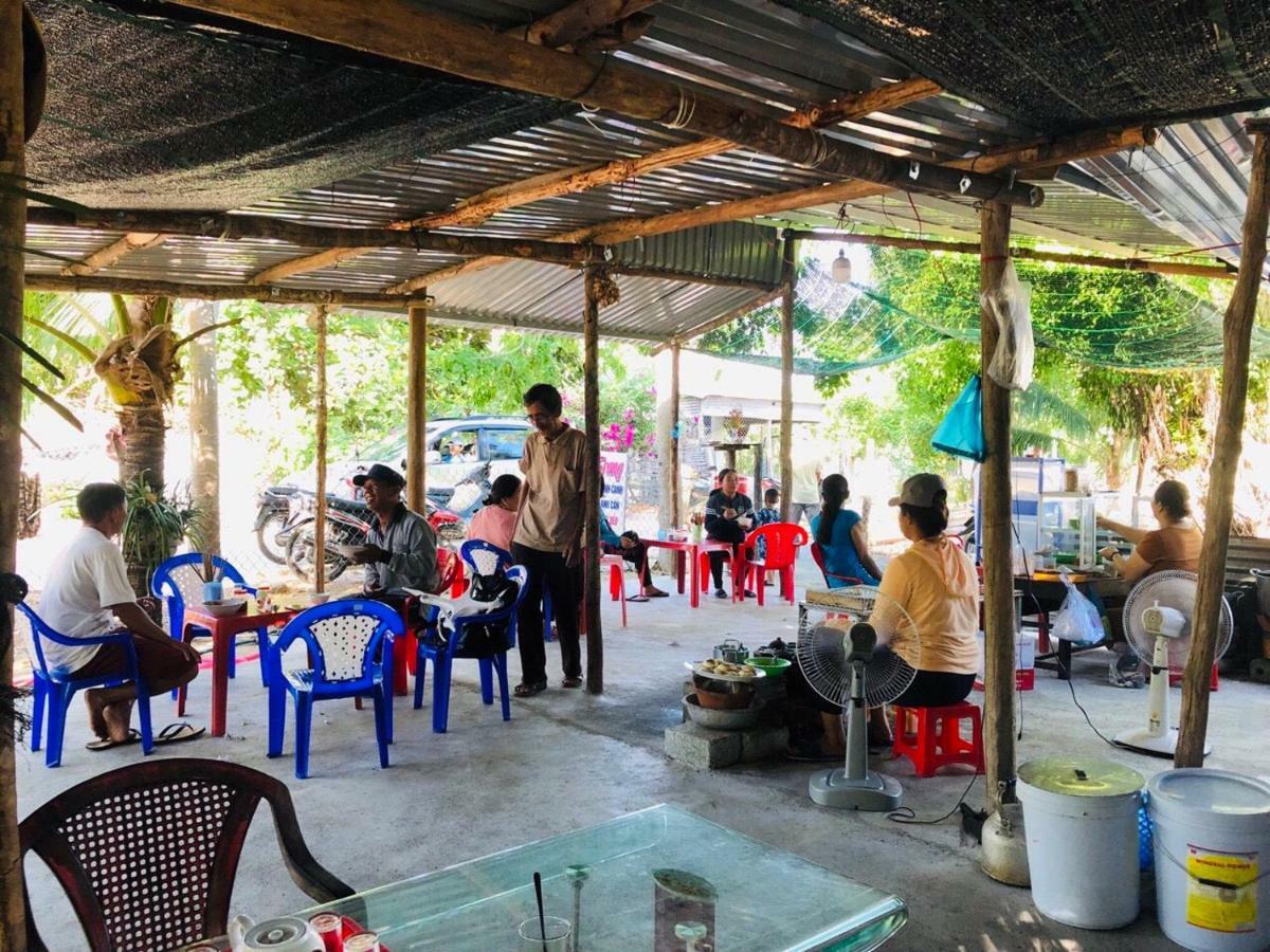 Thanh Nhi Homestay カムラン エクステリア 写真