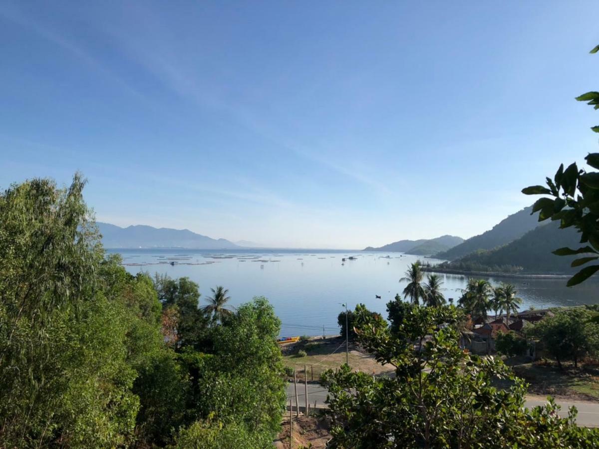 Thanh Nhi Homestay カムラン エクステリア 写真