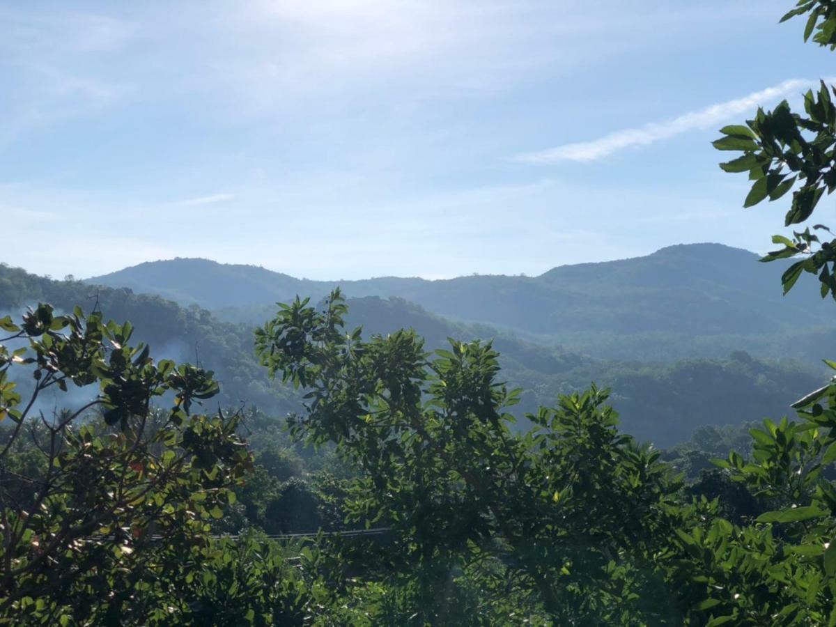 Thanh Nhi Homestay カムラン エクステリア 写真