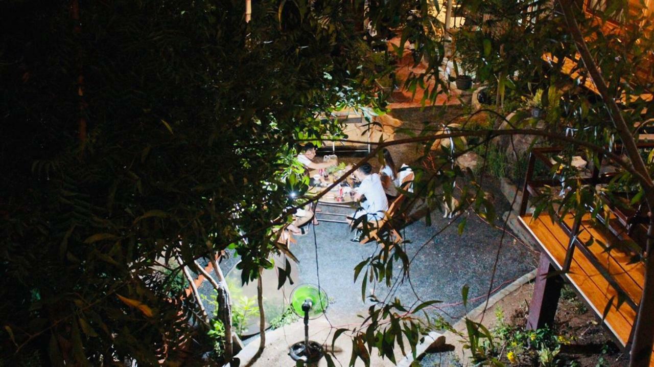 Thanh Nhi Homestay カムラン エクステリア 写真